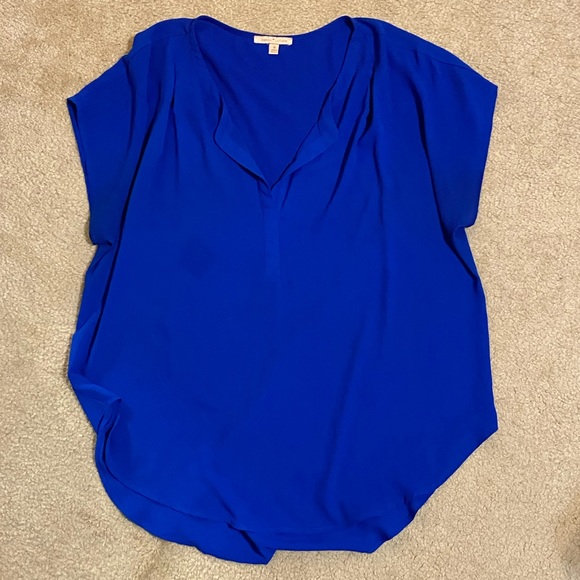 Simple Blue Top - Picture 4 of 5